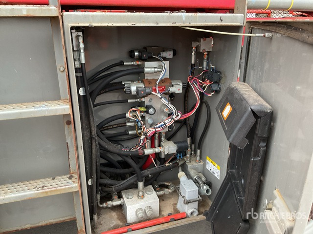 2015 Skyjack SJ8841 4x4 Diesel Scissor Lift - Nacelle ciseaux: photos 5 2015 Skyjack SJ8841 4x4 Diesel Scissor Lift - Nacelle ciseaux: photos 5