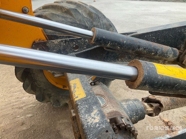 2016 JCB 6TFT 6 ton 4x4 Dumper - Mini tombereau: photos 5 2016 JCB 6TFT 6 ton 4x4 Dumper - Mini tombereau: photos 5