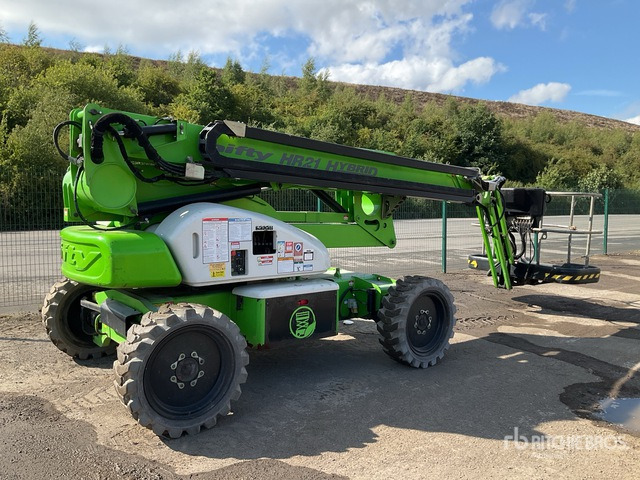 2016 Nifty HR21 4WD Hybrid Articulating Boom Lift - Nacelle articulée: photos 3 2016 Nifty HR21 4WD Hybrid Articulating Boom Lift - Nacelle articulée: photos 3