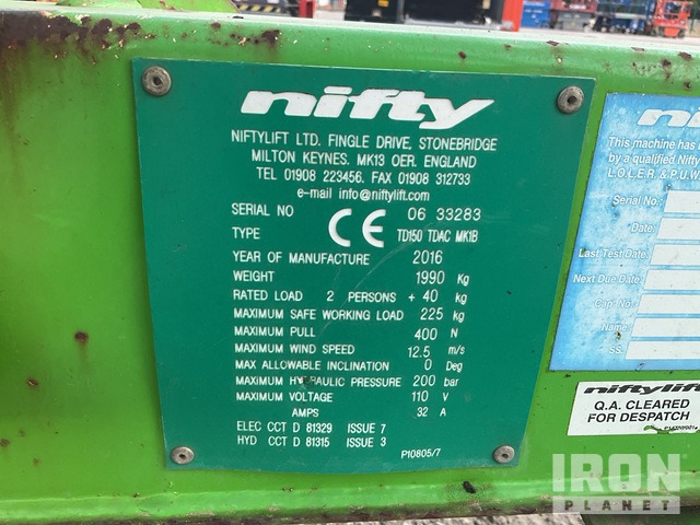 2016 Nifty-Lift 150T Crawler Diesel Articulating Boom Lift - Nacelle articulée: photos 1 2016 Nifty-Lift 150T Crawler Diesel Articulating Boom Lift - Nacelle articulée: photos 1