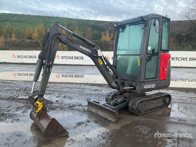 2016 Volvo EC18D Mini Excavator: <6.6t - Mini pelle: photos 2 2016 Volvo EC18D Mini Excavator: <6.6t - Mini pelle: photos 2