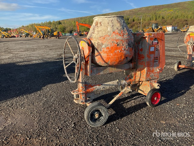 2017 Belle PM20 Portable Concrete Mixer - Bétonnière: photos 1 2017 Belle PM20 Portable Concrete Mixer - Bétonnière: photos 1