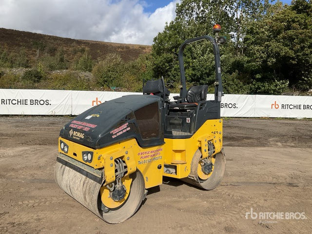 2017 Bomag BW120AD-5 Double Drum Roller - Rouleau compresseur: photos 1 2017 Bomag BW120AD-5 Double Drum Roller - Rouleau compresseur: photos 1