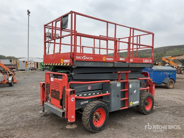 2017 Skyjack SJ8841 2017 Skyjack SJ8841 RT Scissor Lift Scissor Lift - Nacelle ciseaux: photos 1 2017 Skyjack SJ8841 2017 Skyjack SJ8841 RT Scissor Lift Scissor Lift - Nacelle ciseaux: photos 1