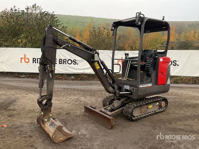2017 Volvo EC18D Mini Excavator: <6.6t - Mini pelle: photos 1 2017 Volvo EC18D Mini Excavator: <6.6t - Mini pelle: photos 1