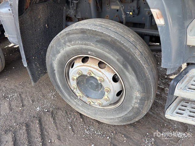 2018 DAF CF450 8x4 Tipper Truck :Misc. Truck - Camion benne: photos 5 2018 DAF CF450 8x4 Tipper Truck :Misc. Truck - Camion benne: photos 5
