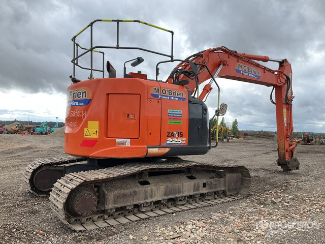 2018 Hitachi ZX225USLC-6 Tracked Excavator - Pelle sur chenille: photos 4 2018 Hitachi ZX225USLC-6 Tracked Excavator - Pelle sur chenille: photos 4