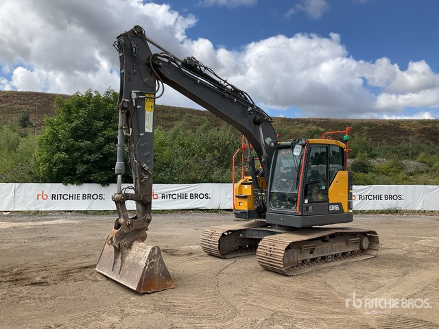 2021 Volvo ECR145EL Tracked Excavator - Pelle sur chenille: photos 2 2021 Volvo ECR145EL Tracked Excavator - Pelle sur chenille: photos 2