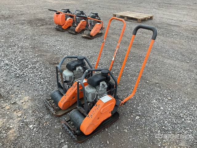 Belle LC3251 Vibratory Plate Compactor - Plaque vibrante: photos 1 Belle LC3251 Vibratory Plate Compactor - Plaque vibrante: photos 1