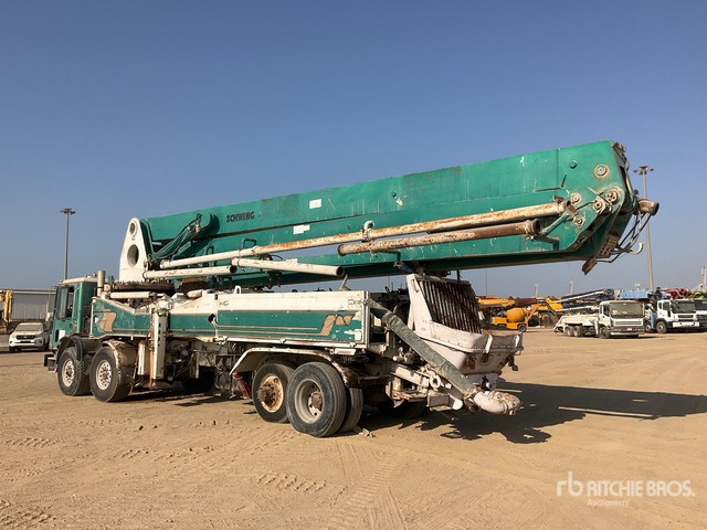 1998 Mack MR688S 1997 Schwing KVM 42/38 42 m on 8x4 Concrete Pump Truck - Camion pompe: photos 2 1998 Mack MR688S 1997 Schwing KVM 42/38 42 m on 8x4 Concrete Pump Truck - Camion pompe: photos 2