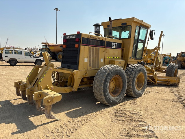 2001 Cat 140H Motor Grader - Niveleuse: photos 3 2001 Cat 140H Motor Grader - Niveleuse: photos 3