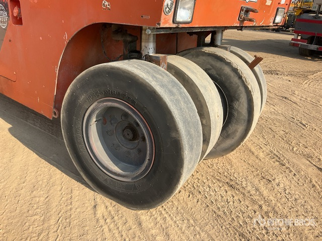 2001 Hamm GRW18 8 Wheel Pneumatic Roller - Compacteur à pneus: photos 4 2001 Hamm GRW18 8 Wheel Pneumatic Roller - Compacteur à pneus: photos 4