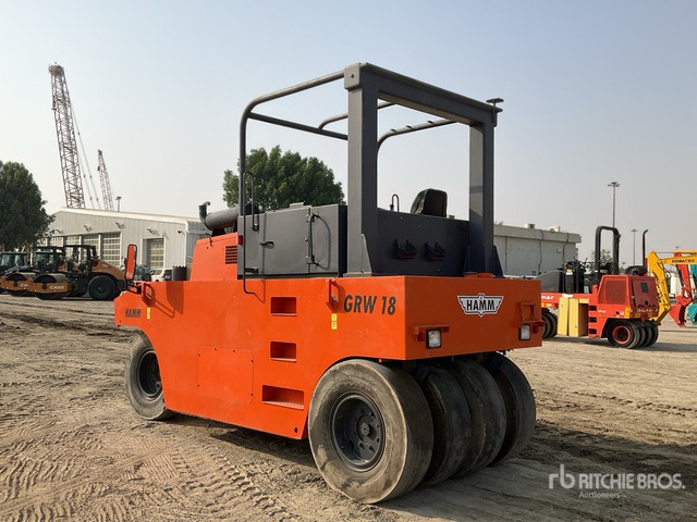 2003 Hamm GRW18 8 Wheel Pneumatic Roller - Compacteur à pneus: photos 4 2003 Hamm GRW18 8 Wheel Pneumatic Roller - Compacteur à pneus: photos 4