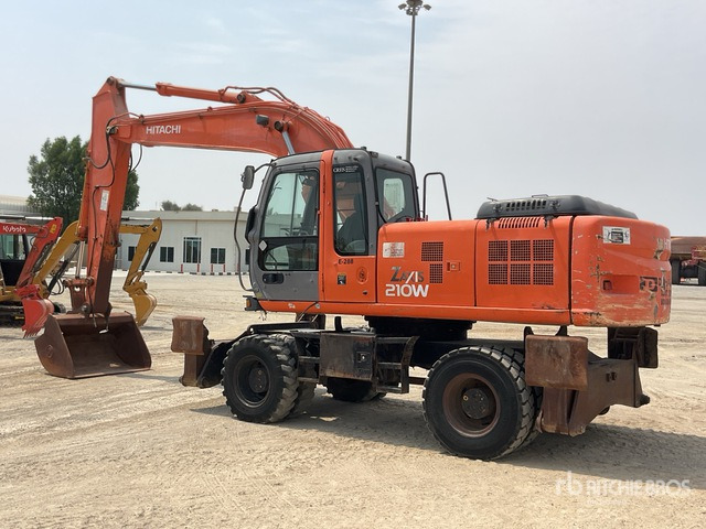 2005 Hitachi ZX210W - Pelle sur pneus: photos 3 2005 Hitachi ZX210W - Pelle sur pneus: photos 3