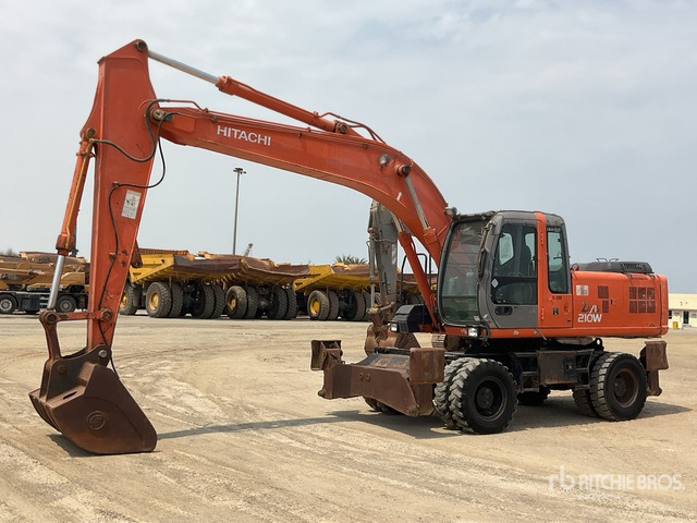 2005 Hitachi ZX210W - Pelle sur pneus: photos 2 2005 Hitachi ZX210W - Pelle sur pneus: photos 2