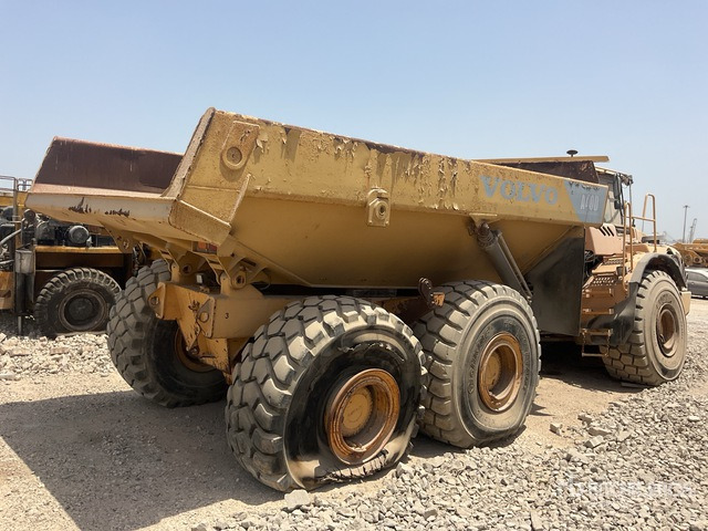 2006 Volvo A40D (Inoperable) Articulated Dump Truck - Tombereau articulé: photos 3 2006 Volvo A40D (Inoperable) Articulated Dump Truck - Tombereau articulé: photos 3