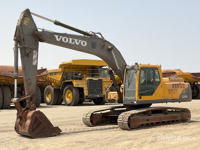 2007 Volvo EC240BLC - Pelle sur chenille: photos 1 2007 Volvo EC240BLC - Pelle sur chenille: photos 1