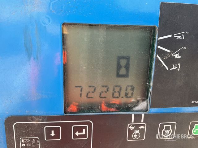 2008 Genie Z-135 4WD Diesel Articulating Boom Lift - Nacelle articulée: photos 5 2008 Genie Z-135 4WD Diesel Articulating Boom Lift - Nacelle articulée: photos 5