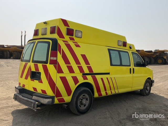 2009 Chevrolet Express G3500 4x4 Ambulance - Ambulance: photos 4 2009 Chevrolet Express G3500 4x4 Ambulance - Ambulance: photos 4