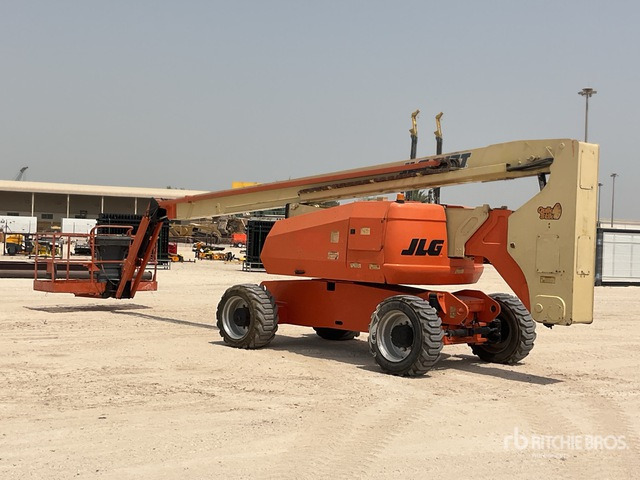 2012 JLG 800 AJ 4WD Diesel Articulating Boom Lift - Nacelle articulée: photos 3 2012 JLG 800 AJ 4WD Diesel Articulating Boom Lift - Nacelle articulée: photos 3