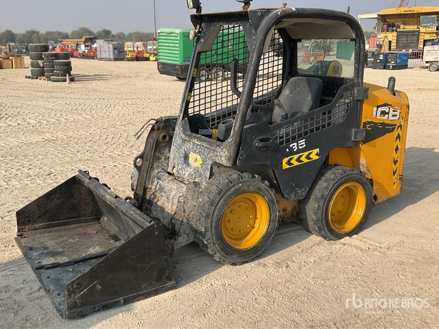 2013 JCB 135 (Inoperable) Skid Steer Loader - Mini chargeuse: photos 1 2013 JCB 135 (Inoperable) Skid Steer Loader - Mini chargeuse: photos 1