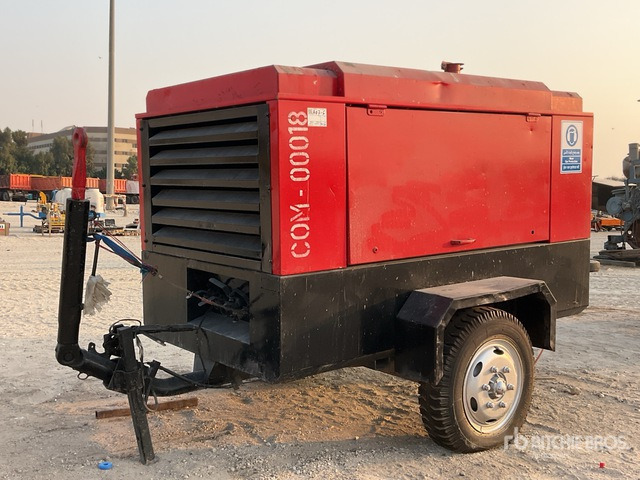 2014 Chicago Pneumatic CPS 275 Mobile Air Compressor - Compresseur d'air: photos 1 2014 Chicago Pneumatic CPS 275 Mobile Air Compressor - Compresseur d'air: photos 1