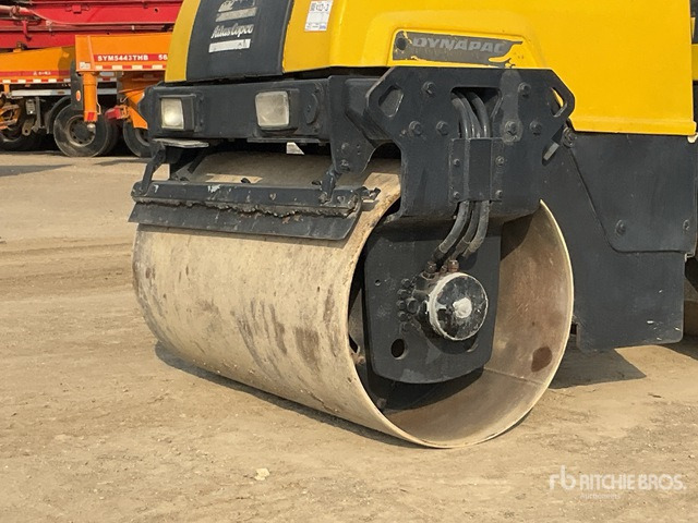 Compacteur 2015 Dynapac CC1200: photos 6