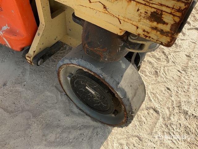 2016 JLG 1930 ES Electric Scissor Lift - Nacelle ciseaux: photos 4 2016 JLG 1930 ES Electric Scissor Lift - Nacelle ciseaux: photos 4