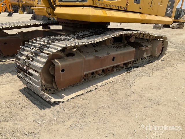 2017 Komatsu PC300-8M0 - Pelle sur chenille: photos 5 2017 Komatsu PC300-8M0 - Pelle sur chenille: photos 5
