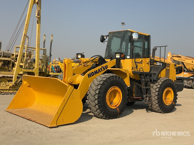 2017 Komatsu WA380Z-6 - Chargeuse sur pneus: photos 3 2017 Komatsu WA380Z-6 - Chargeuse sur pneus: photos 3