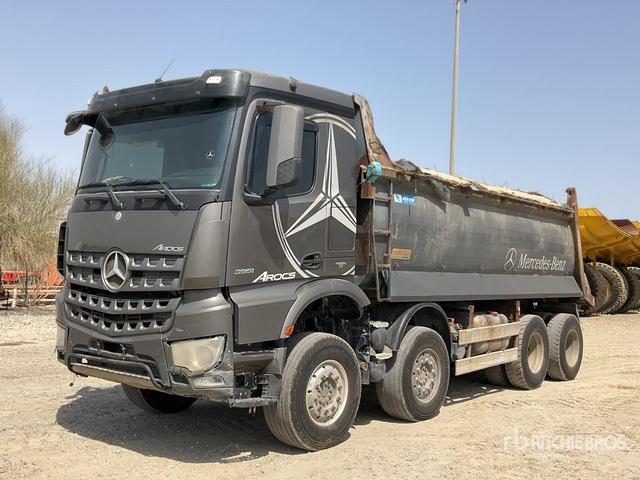 2017 Mercedes Benz AROCS 3951 8x4 Twin-Steer Tri/A Dump Truck - Camion benne: photos 2 2017 Mercedes Benz AROCS 3951 8x4 Twin-Steer Tri/A Dump Truck - Camion benne: photos 2