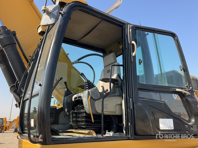 2018 Cat 336D2 Tracked Excavator - Pelle sur chenille: photos 5 2018 Cat 336D2 Tracked Excavator - Pelle sur chenille: photos 5