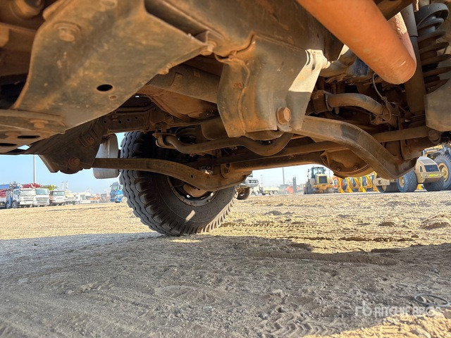 2018 Toyota Land Cruiser 78R 4x4 SUV - SUV: photos 5 2018 Toyota Land Cruiser 78R 4x4 SUV - SUV: photos 5