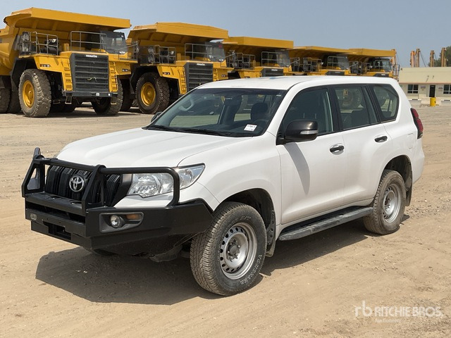 2018 Toyota Prado TX 150L 4x4 SUV - SUV: photos 2 2018 Toyota Prado TX 150L 4x4 SUV - SUV: photos 2