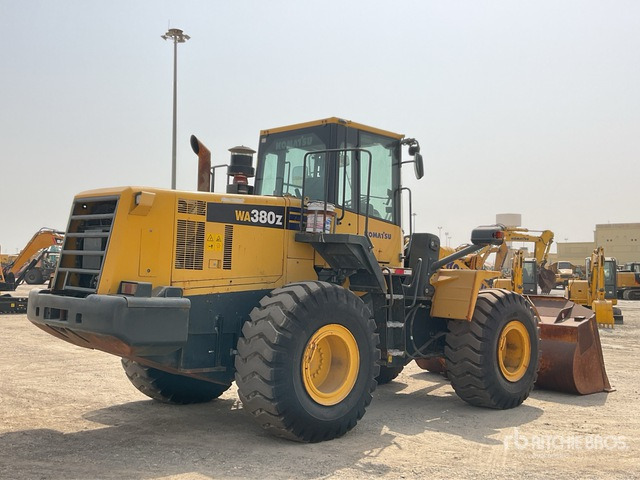2019 Komatsu WA380Z-6 - Chargeuse sur pneus: photos 4 2019 Komatsu WA380Z-6 - Chargeuse sur pneus: photos 4