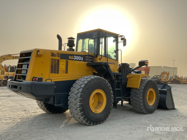 2019 Komatsu WA380Z-6 - Chargeuse sur pneus: photos 4 2019 Komatsu WA380Z-6 - Chargeuse sur pneus: photos 4