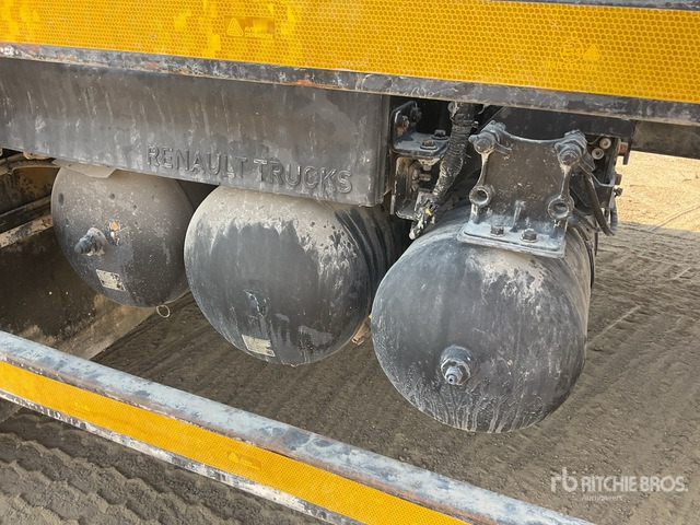 2019 Renault K440 8x4 Twin-Steer Mixer Truck - Camion malaxeur: photos 4 2019 Renault K440 8x4 Twin-Steer Mixer Truck - Camion malaxeur: photos 4