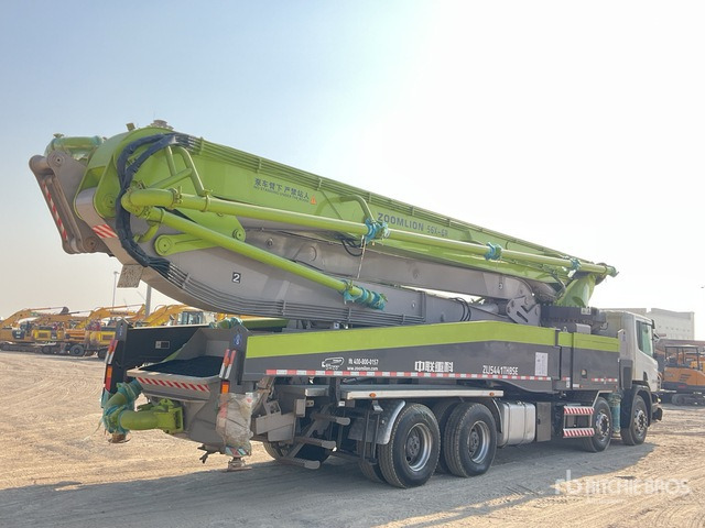 2019 Scania P420 2019 Zoomlion ZLJ5441THBSE 56 m ... Concrete Pump Truck - Camion pompe: photos 4 2019 Scania P420 2019 Zoomlion ZLJ5441THBSE 56 m ... Concrete Pump Truck - Camion pompe: photos 4