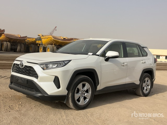 2019 Toyota RAV4 4WD SUV - SUV: photos 1 2019 Toyota RAV4 4WD SUV - SUV: photos 1