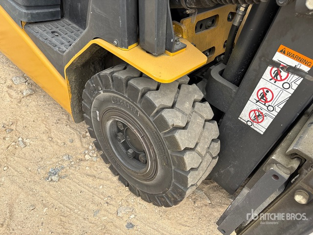 2020 Cat EP25CB 2.5 ton Electric Forklift - Chariot élévateur électrique: photos 4 2020 Cat EP25CB 2.5 ton Electric Forklift - Chariot élévateur électrique: photos 4