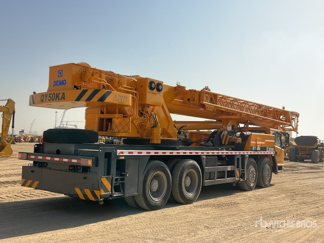 2020 XCMG QY50KA 50 ton 8x4x4 Hydraulic Truck Crane - Grue mobile: photos 3 2020 XCMG QY50KA 50 ton 8x4x4 Hydraulic Truck Crane - Grue mobile: photos 3