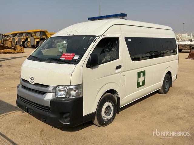 2022 Toyota Hiace High Roof 4x2 Ambulance - Ambulance: photos 2 2022 Toyota Hiace High Roof 4x2 Ambulance - Ambulance: photos 2