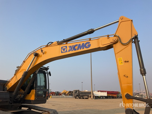 2025 XCMG XE215i-KLC (Unused) Tracked Excavator - Pelle sur chenille: photos 4 2025 XCMG XE215i-KLC (Unused) Tracked Excavator - Pelle sur chenille: photos 4