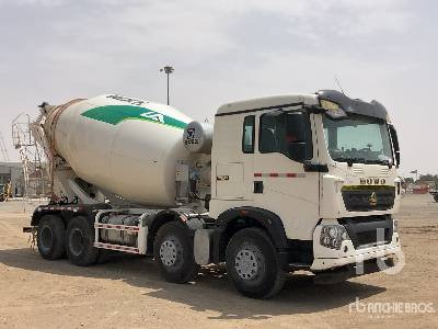 CNHTC HOWO TX340 8x4 Twin-Steer - Camion malaxeur: photos 4 CNHTC HOWO TX340 8x4 Twin-Steer - Camion malaxeur: photos 4