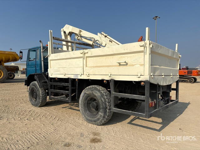 Iveco 110-17 Flatbed Truck with Crane - Camion plateau, Camion grue: photos 2 Iveco 110-17 Flatbed Truck with Crane - Camion plateau, Camion grue: photos 2