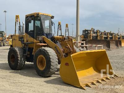 KOMATSU WA250-1 - Chargeuse sur pneus: photos 4 KOMATSU WA250-1 - Chargeuse sur pneus: photos 4