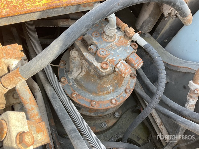 Sumitomo SH290-3 - Pelle sur chenille: photos 5 Sumitomo SH290-3 - Pelle sur chenille: photos 5