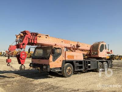 XCMG QY30K 30 ton 6x4 - Grue mobile: photos 1 XCMG QY30K 30 ton 6x4 - Grue mobile: photos 1