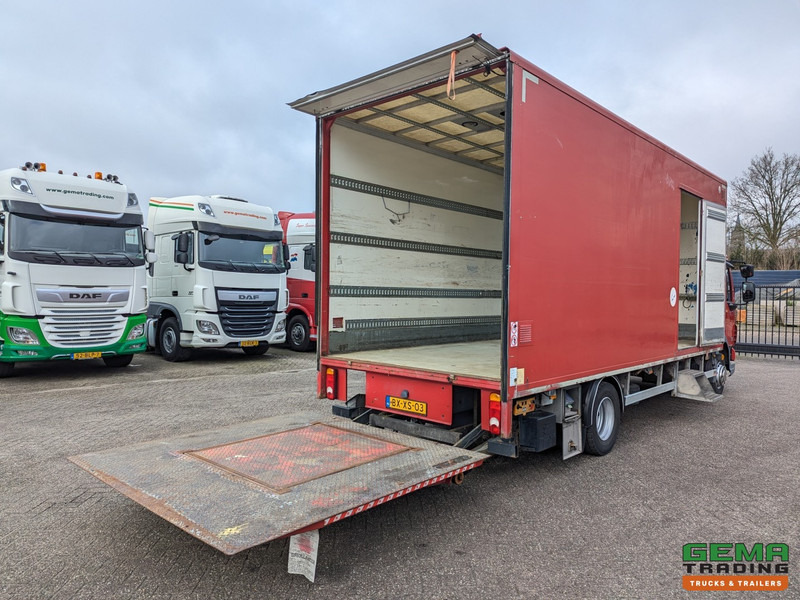 DAF FA LF45.210 4x2 Dagcab Euro5 EEV - GeslotenBak 6.6M - Zijdeuren - Weegsysteem - Laadklep 1500KG - Camion fourgon: photos 3 DAF FA LF45.210 4x2 Dagcab Euro5 EEV - GeslotenBak 6.6M - Zijdeuren - Weegsysteem - Laadklep 1500KG - Camion fourgon: photos 3