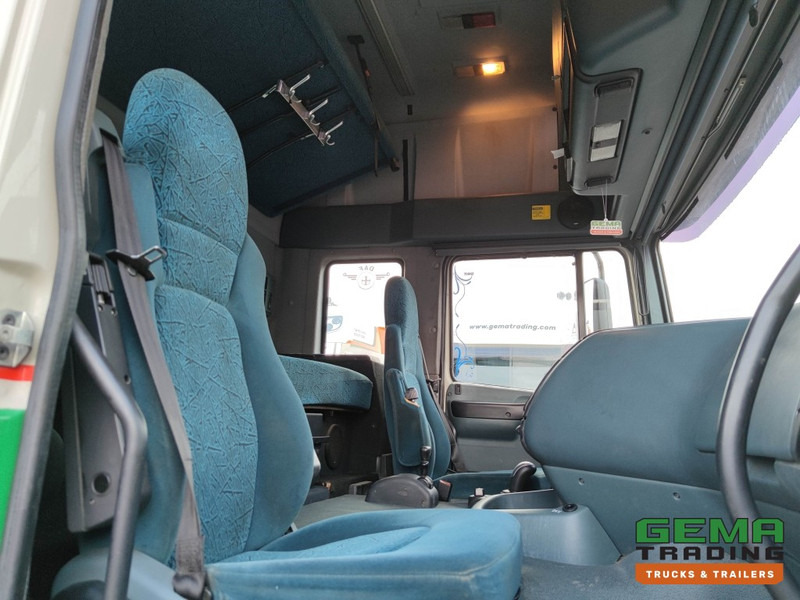 Camion porte-voitures DAF FAK XF95.430 8x2 Super SuperSpaceCab Euro3 - CurtainSider 7.31m + Ramp 16T - MachineTransporter - 6 Persons  (V558): photos 19
